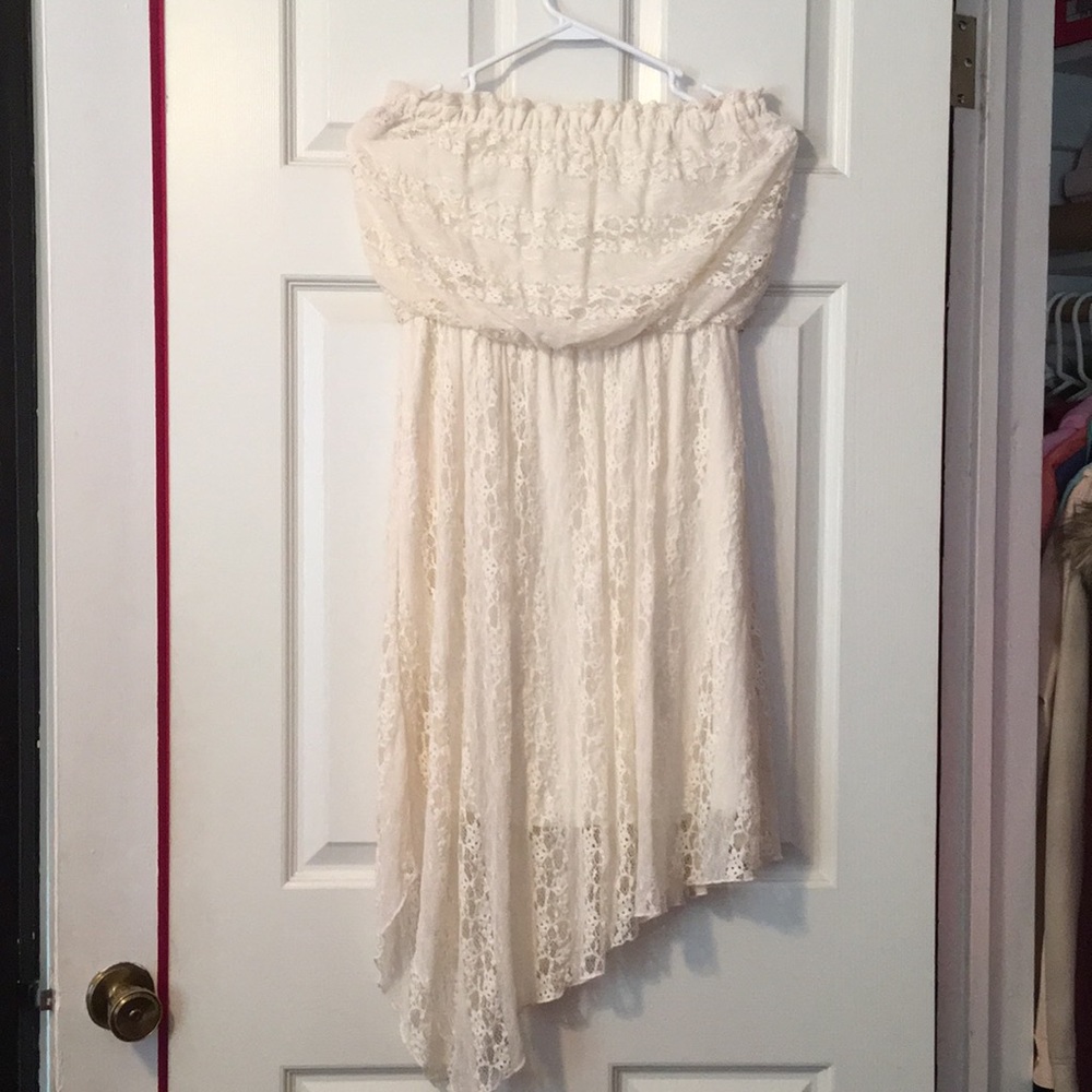 Strapless dress